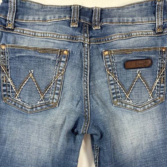 Wrangler Denim - Wrangler Retro Mae Jeans 5x34 Mid Rise Faded Blue Western Flare Boot Cut Retro